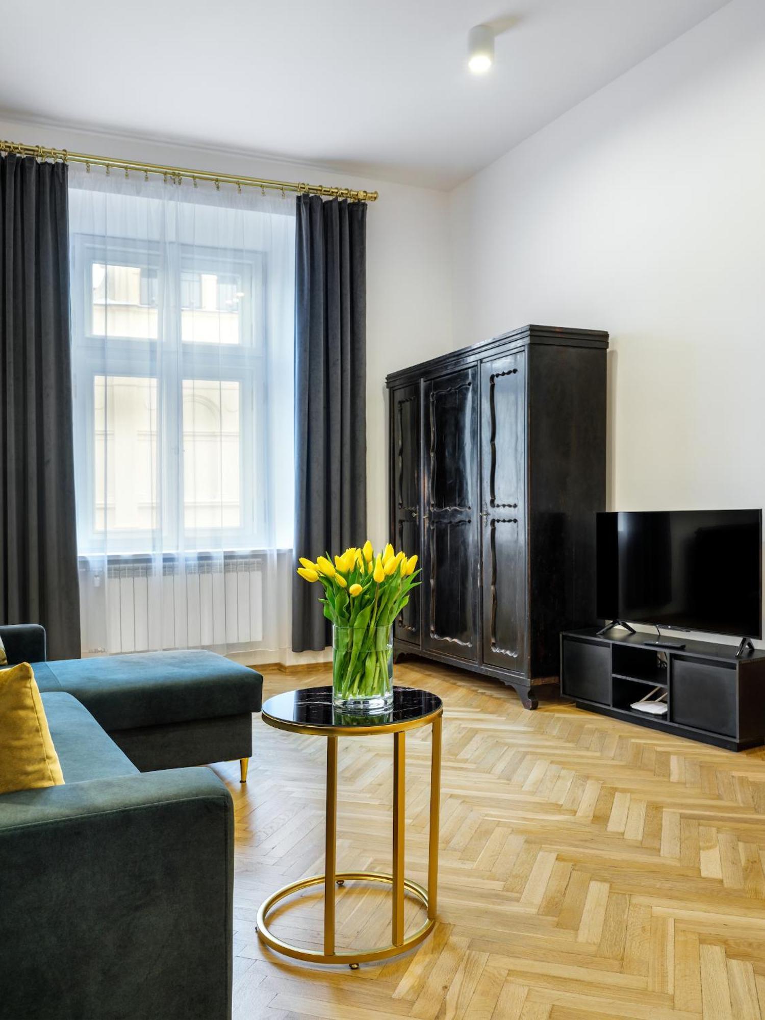 Tyzenhauz Apartments Old Town Krasków Εξωτερικό φωτογραφία