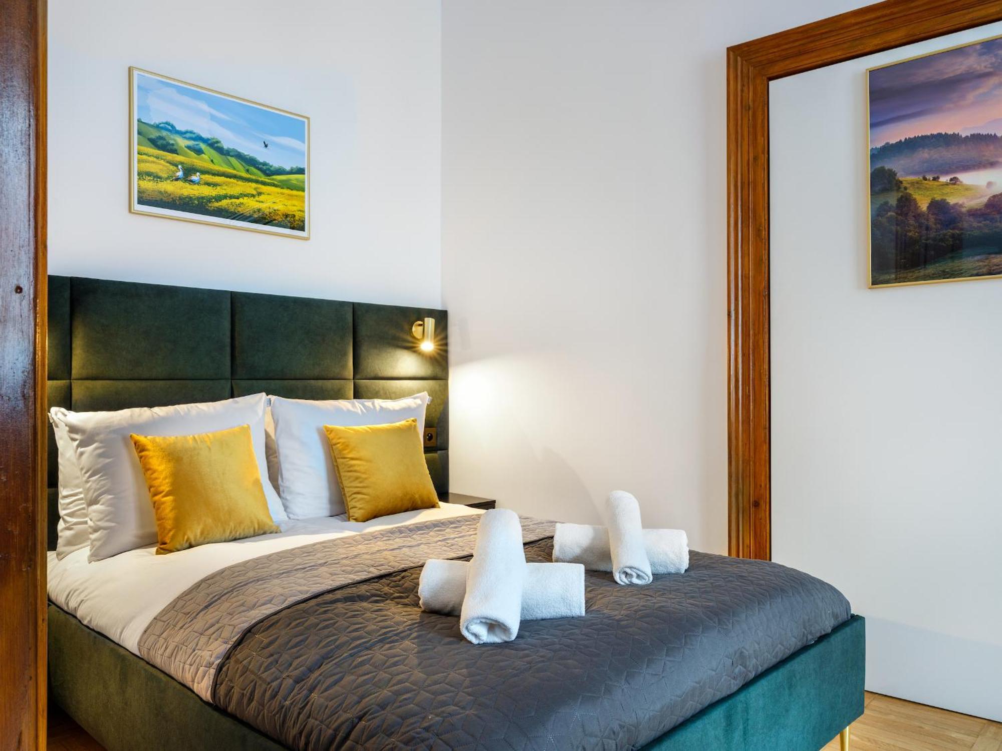 Tyzenhauz Apartments Old Town Krasków Εξωτερικό φωτογραφία