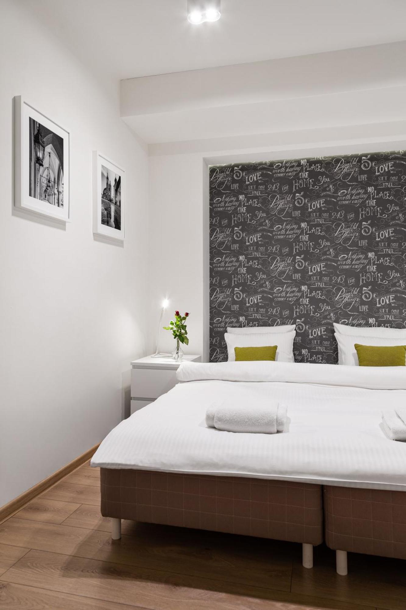 Tyzenhauz Apartments Old Town Krasków Εξωτερικό φωτογραφία