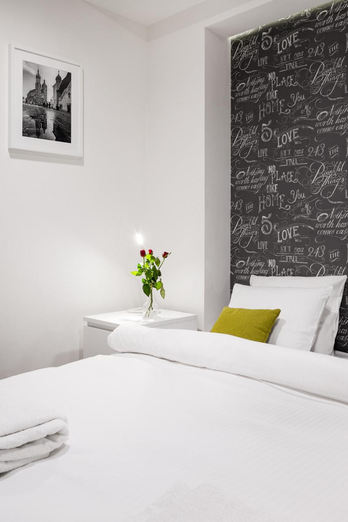 Tyzenhauz Apartments Old Town Krasków Εξωτερικό φωτογραφία